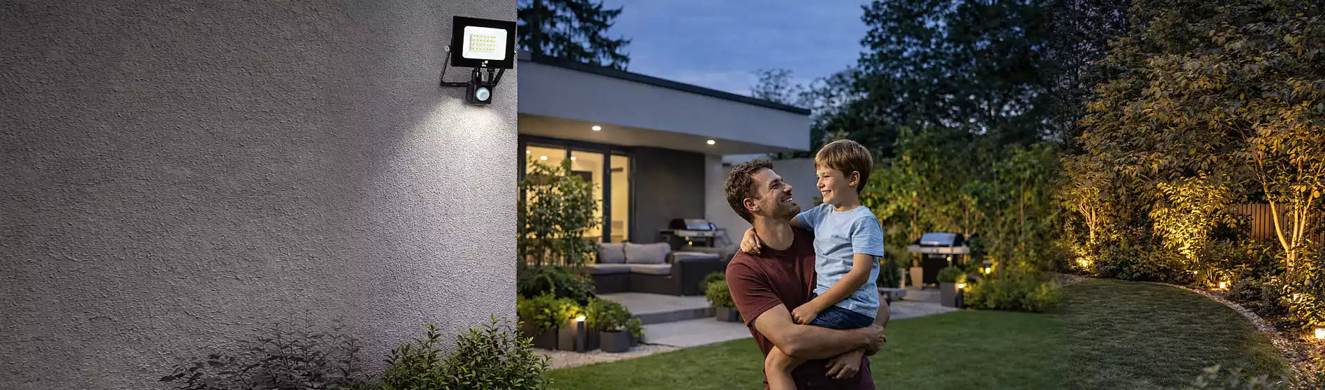 Morris floodlights slider